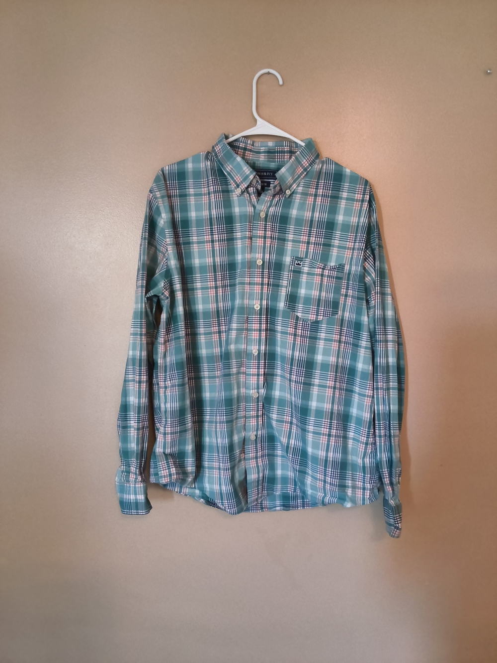 Men's Plaid Button-Down Shirt - Casual Smart